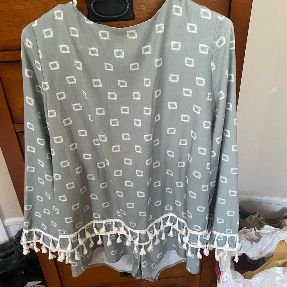 Elegant Green Geometric Women's Top